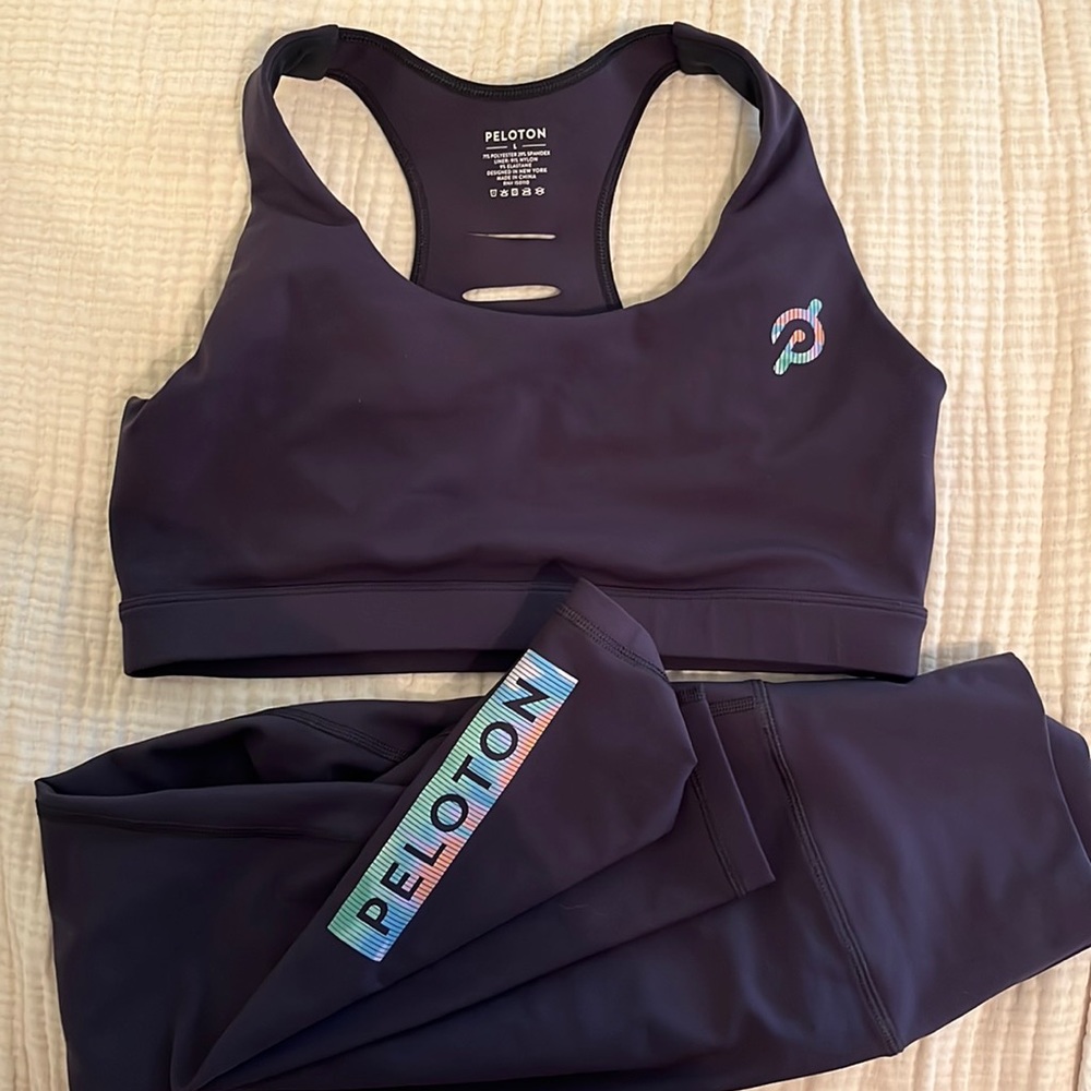 Peloton athletic set